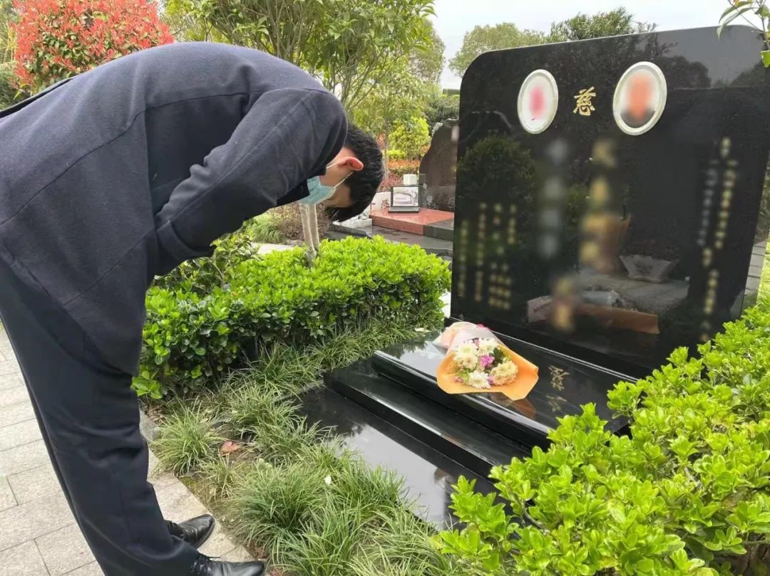 至尊園·靜園是如何進行代客祭掃的？